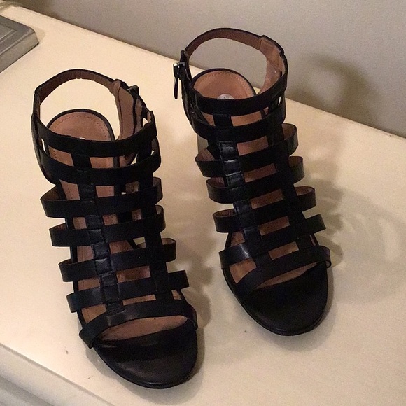 EUC Black Strappy Block Heels - Picture 2 of 8